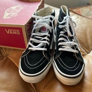 Vans SK8 Slim Hi Black and White
